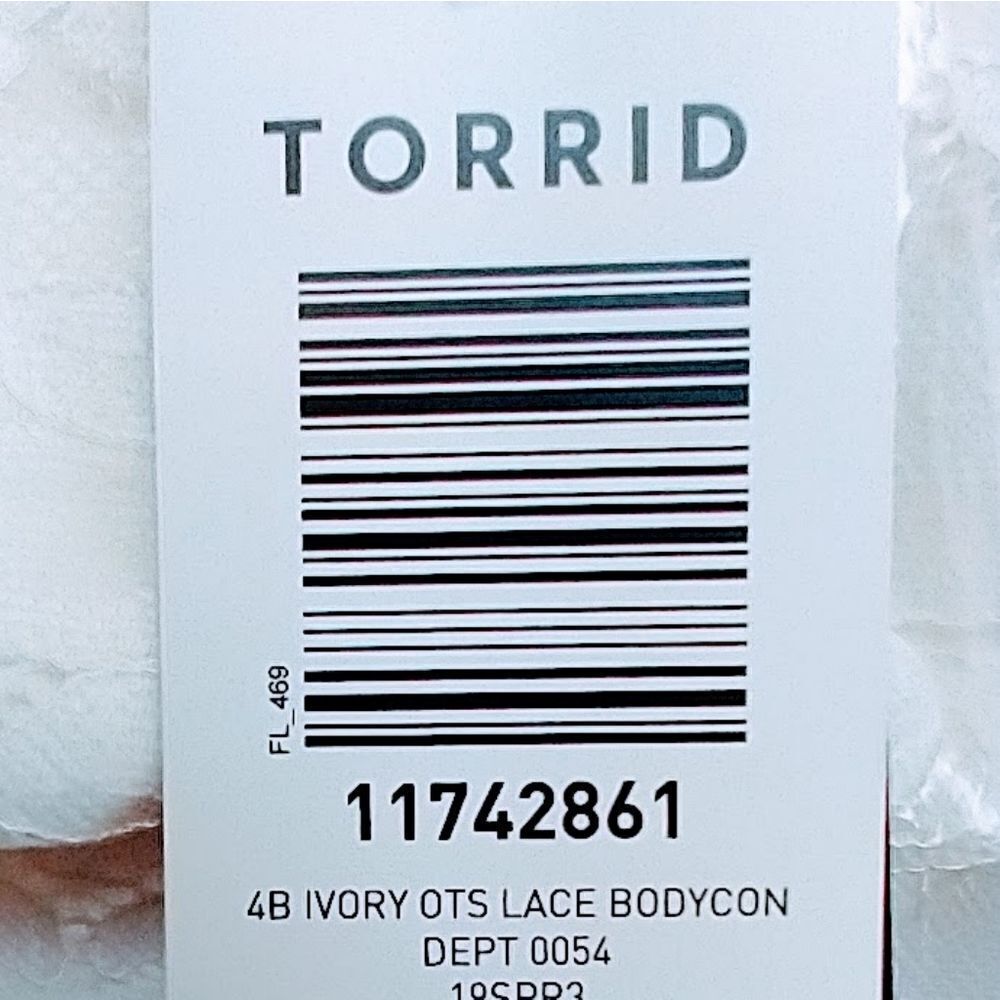 TORRID Special Occasion Ivory Lace Off Shoulder BodyCon Dress - Picture 13 of 16